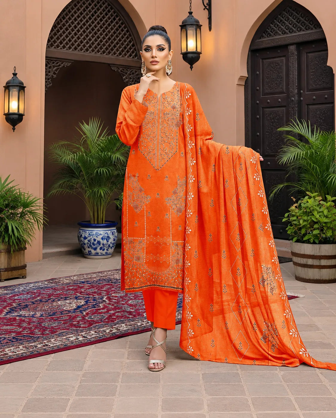 1029 Noor Fashion Breezay Bana Dora Lawn  | Premium Embroidered 3 Piece Lawn Suit
